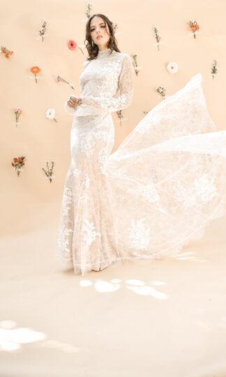 VL63403B-5 Vestido largo novia cauda encaje transparencia manga larga