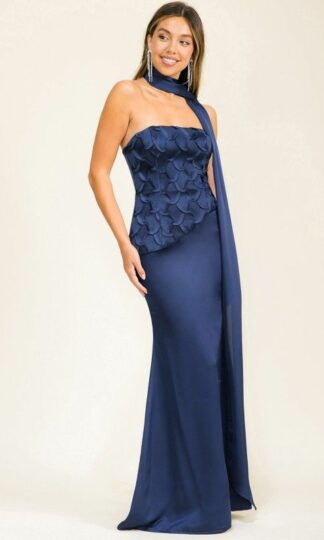 Strapless cauda cuello falda lisa satin