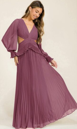 Escote V cut out manga larga plisado