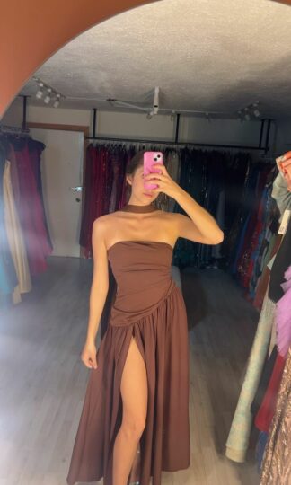 Renta Plisado asimétrico con estola