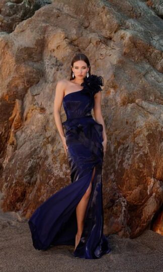 Organza asimétrico un hombro detalle