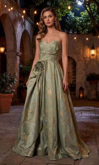 Strapless escote corazon brocado drapeado