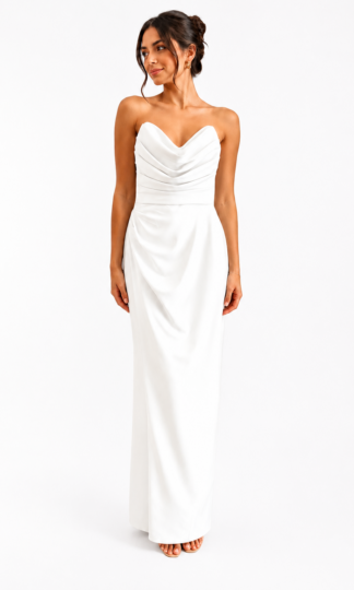 renta Strapless drapeado con cauda cuello